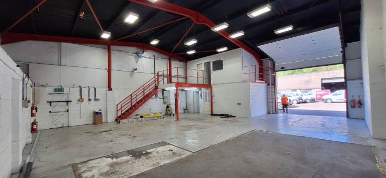 Warehouse Space to Rent in Cobnar Wood Business Park, Chesterfield