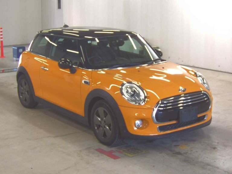 2014 MINI Hatch 1.5 Cooper Hatchback 3dr Petrol Auto (s/s) (136 ps) Hatchback Petrol Automatic