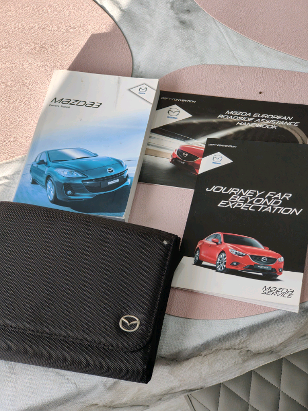 Mazda 3 manual book with case 
