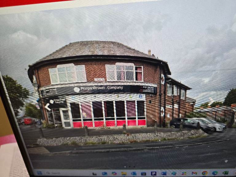 Commercial Property ( 2 Floors inclusive) to Rent