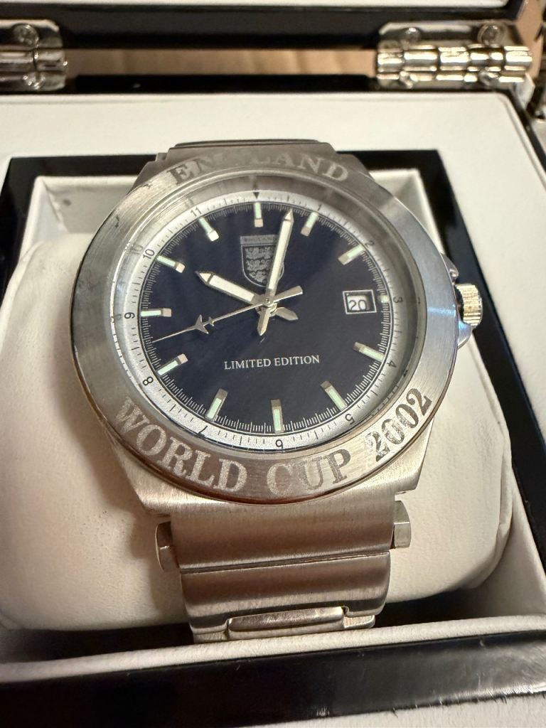 Limited Edition England World Cup 2002 Silver Watch in Good Condition