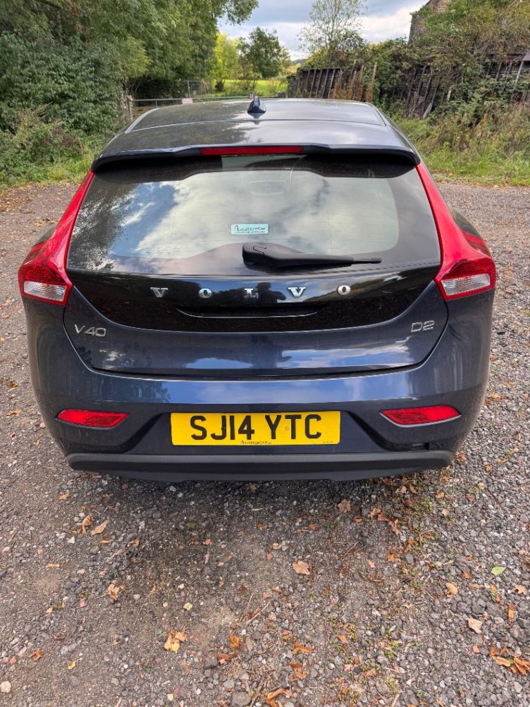 Volvo, V40, Hatchback, 2014, Manual, 1560 (cc), 5 doors