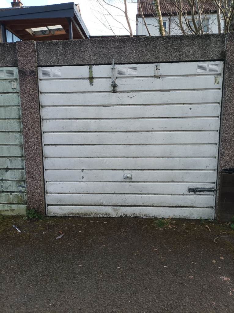 Secure dry lockup in Blackford area