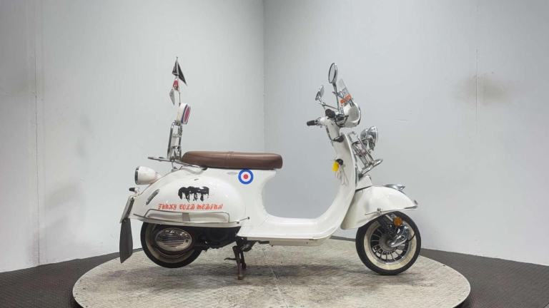 Ajs MODENA 2014 ONLY 2K RUNNING CUSTOM SCOOTER PROJECT SPARES OR REPAIR