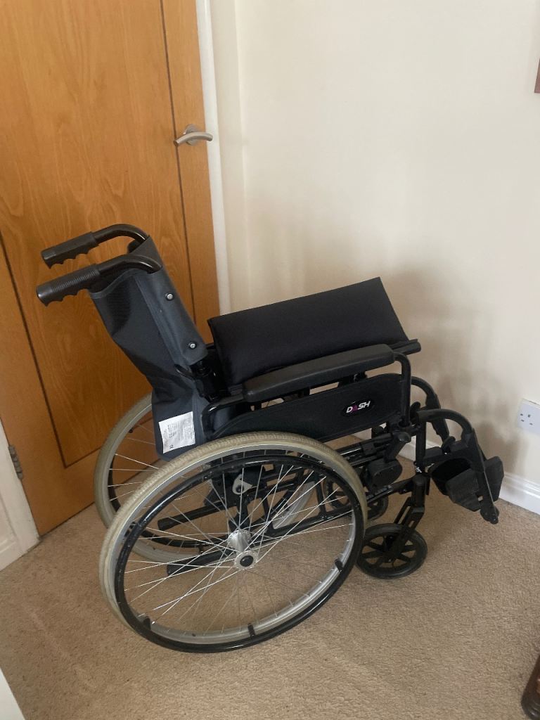 Dash Lite 2 Wheelchair - used - LS25