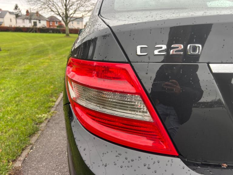 2009 Mercedes-Benz C Class C220 CDI BlueEFFICIENCY Sport 4dr Auto SALOON Diesel Automatic
