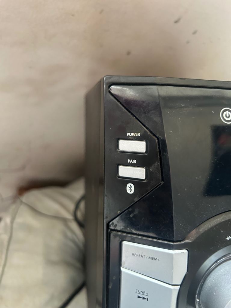 Onn Compact Stereo System with Bluetooth and CD Player