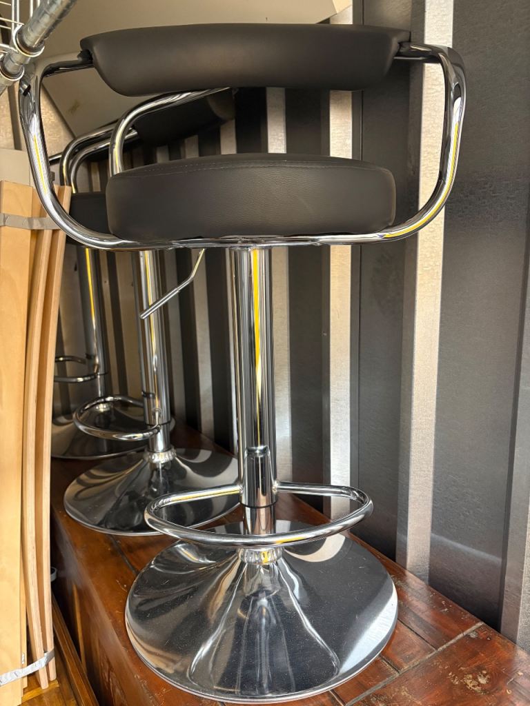 Three grey and Chrome Bar Stools – Good Condition