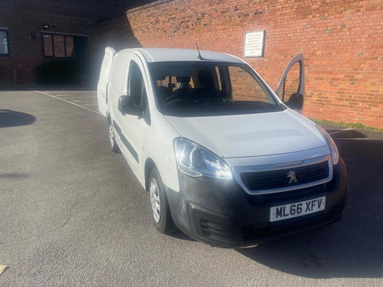 2016 Peugeot Partner 850 1.6 BlueHDi 100 Professional Van [non SS] PANEL VAN Diesel Manual