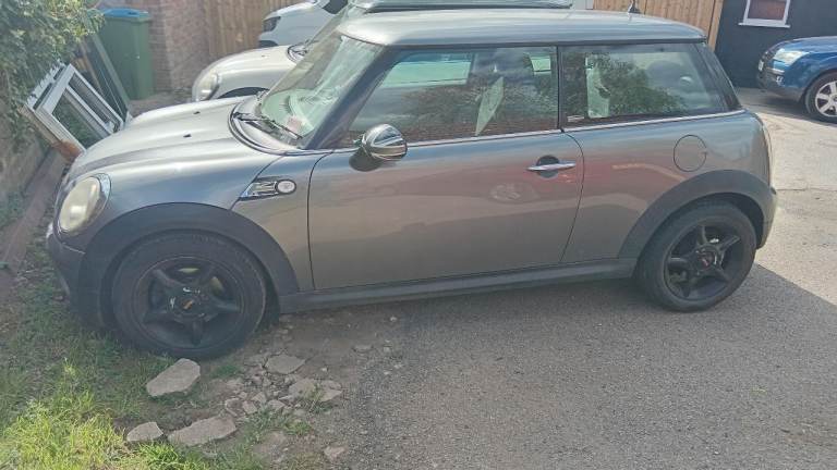 2010 mini Cooper 1.4 petrol new mot 