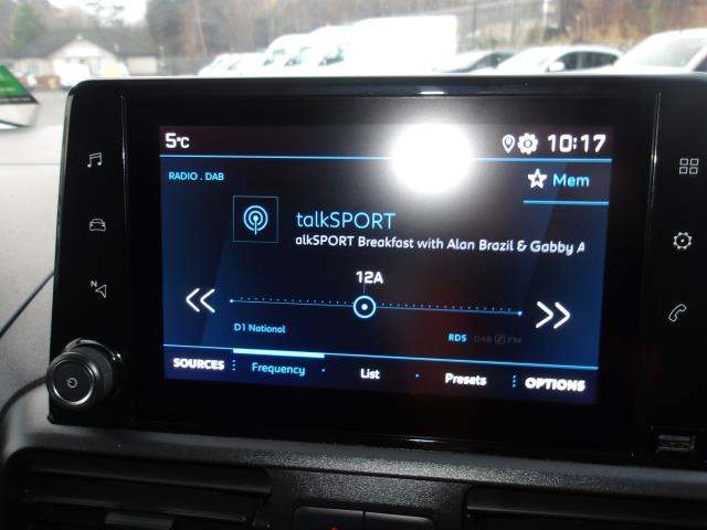 2021 Peugeot Partner 1000 1.5 BlueHDi 100 Professional Van PANEL VAN DIESEL Manual