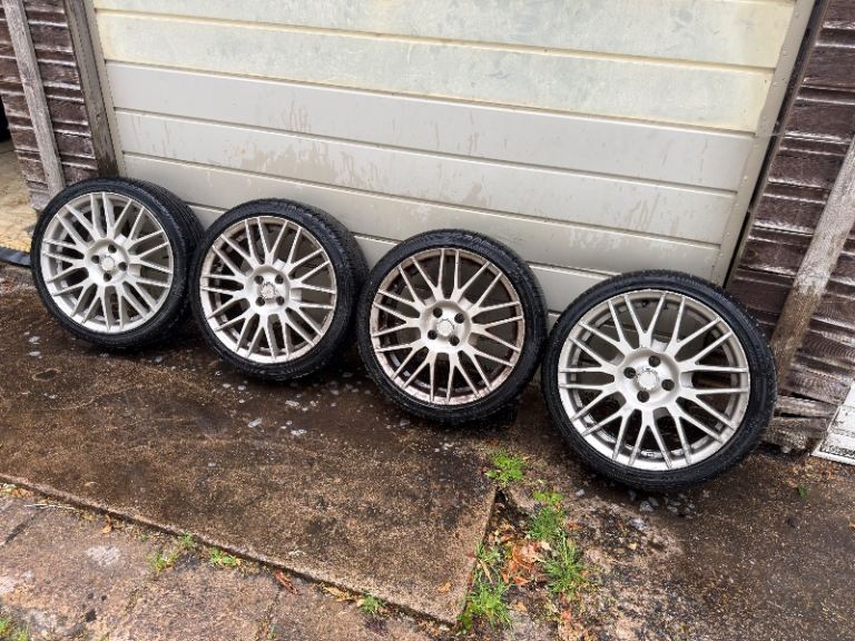 17 inch 4x100 Fox Racing Alloy wheels