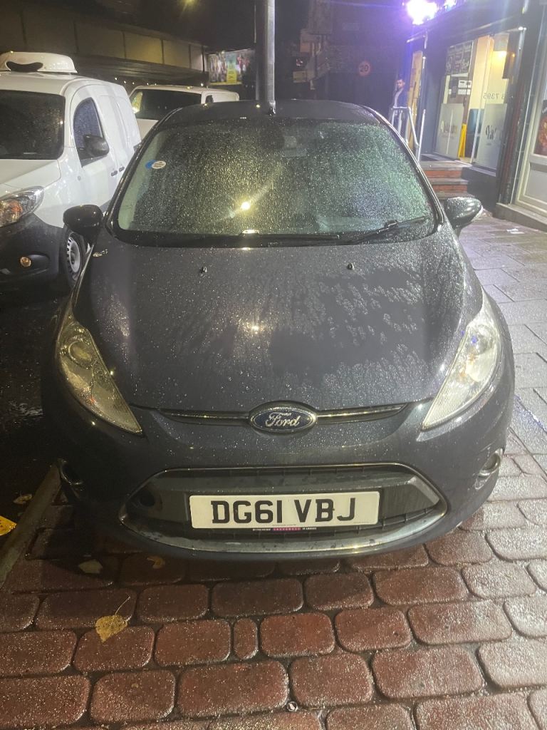 Ford Fiesta Titanium DG61 VBJ – Grey, Good Condition