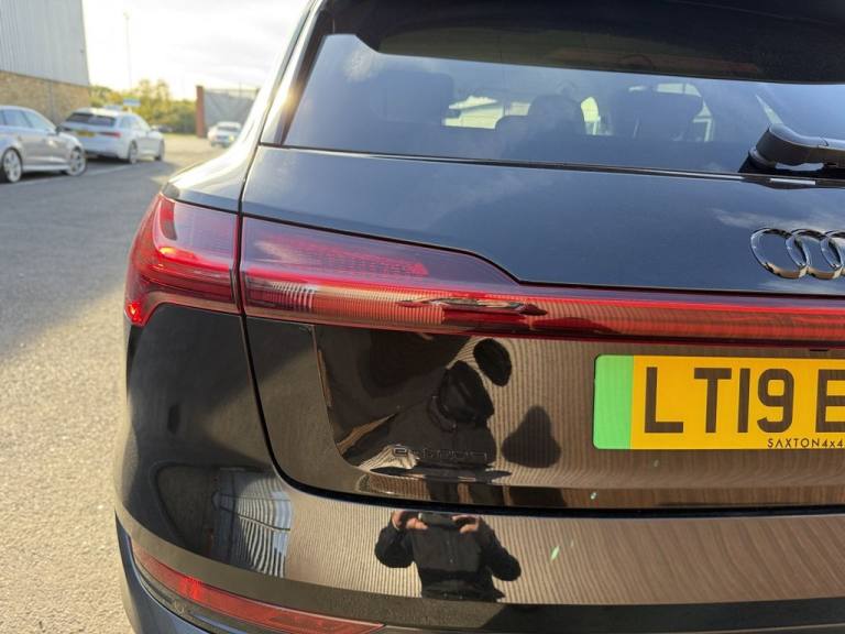 2019 Audi e-tron 55 SUV 5dr Electric Auto quattro 95kWh (408 ps) ESTATE ELECTRIC Automatic