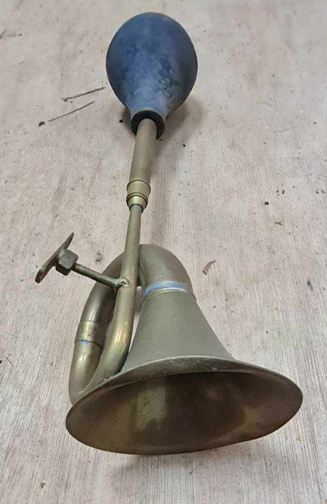 Vintage Brass Bulb Horn motor car