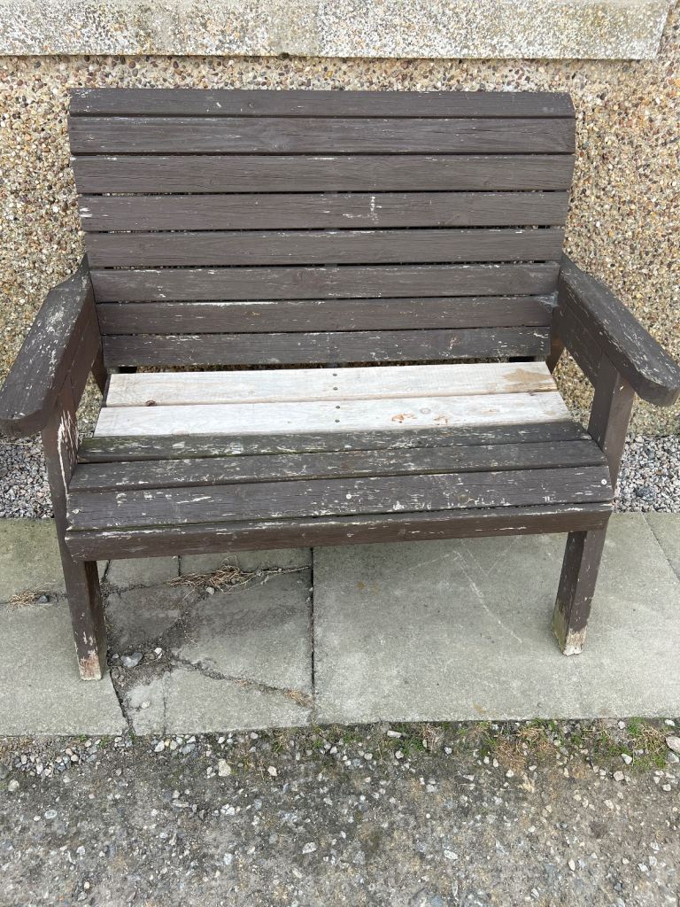 Ex Charles Taylor Garden Furniture 