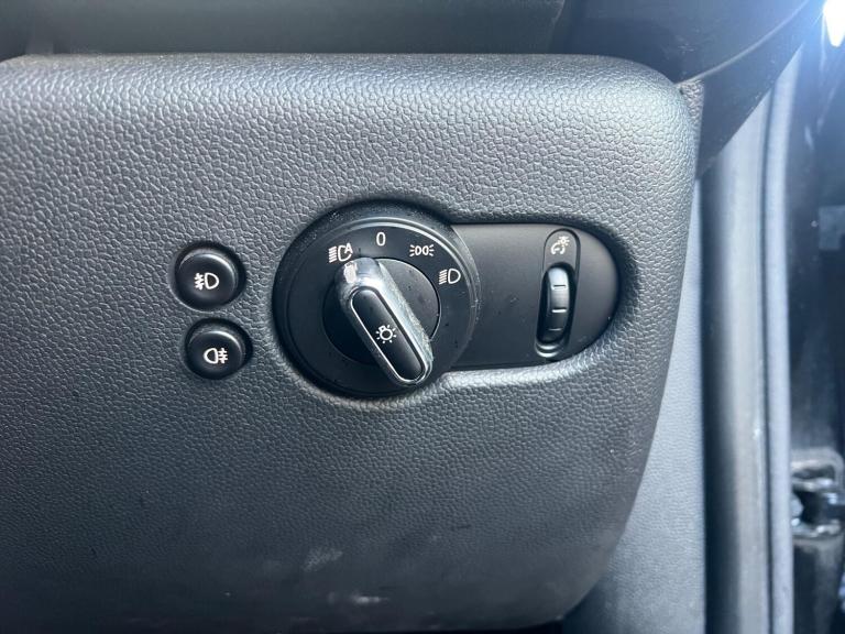 2015 MINI Hatch 1.5 Cooper D 3dr HATCHBACK DIESEL Manual