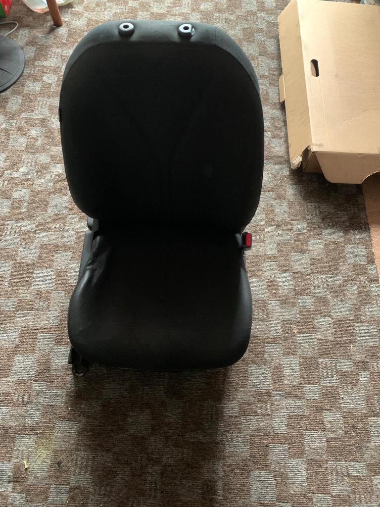 Toyota Yaris TR Front Seat (2008) - Spares / Parts / Repair