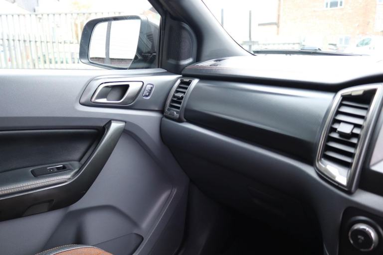 Ford Ranger 3.2 TDCi Wildtrak Auto - RAPTOR LOOKS 