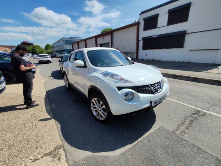 Nissan, JUKE, Hatchback, 2013, Manual, 1598 (cc), 5 doors