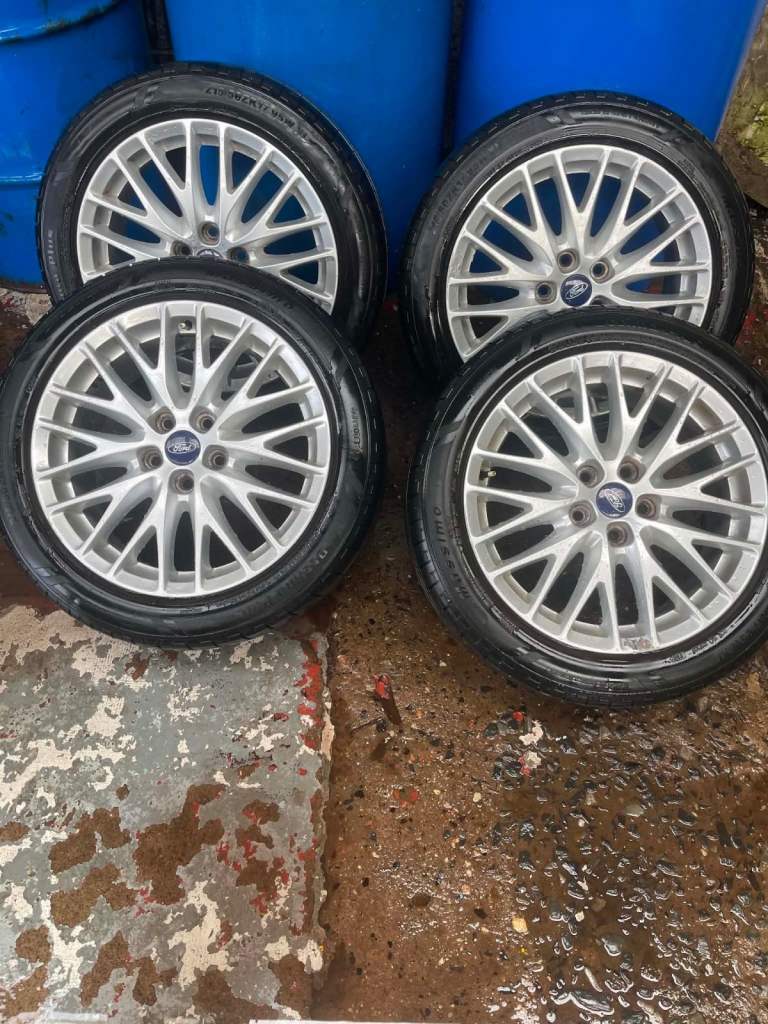 Ford focus wheels and tyres 
