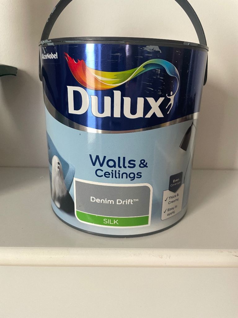 Dulux Blue Silk Paint in Denim Drift