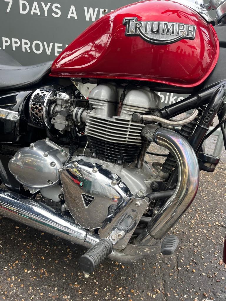 2004 Triumph Bonneville America 790cc British Twin Classic Cruiser Motorcycle