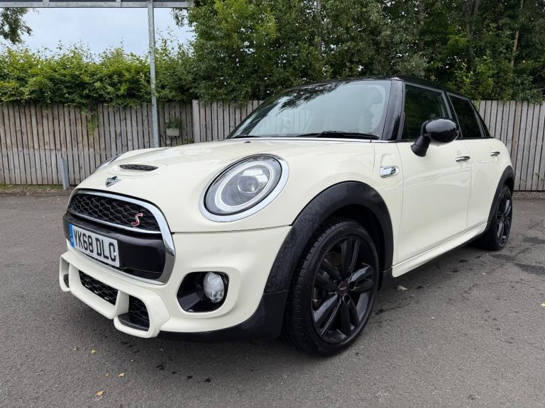 2019 MINI Hatch 2.0 Cooper S Sport Hatchback 5dr Petrol Manual Euro 6 (s/s) (192