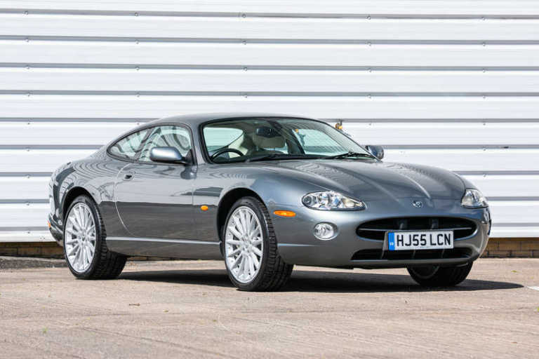  Jaguar XK8 4.2 COUPE Automatic