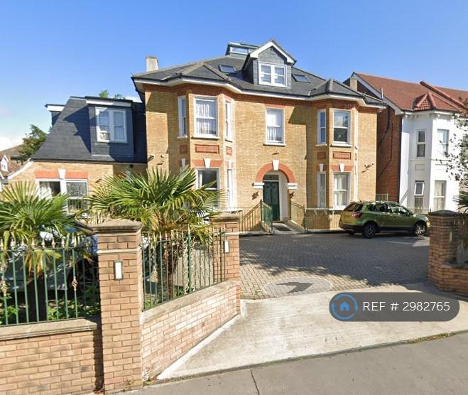 2 bedroom flat in Lower Addiscombe Road, Croydon, CR0 (2 bed) (#2982765)