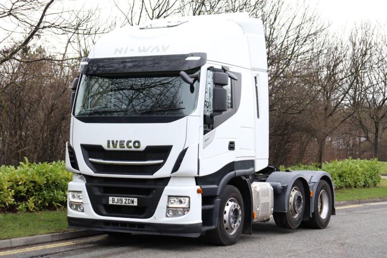 IVECO STRALIS 480 HI-WAY 6X2 MIDLIFT TRACTOR (2019)