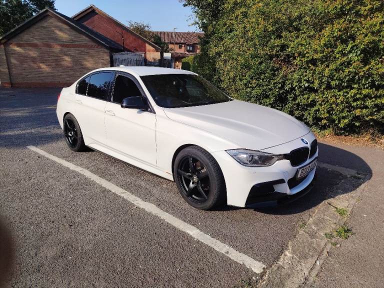 BMW, 3 SERIES, Saloon, 2013, Manual, 1995 (cc), 4 doors