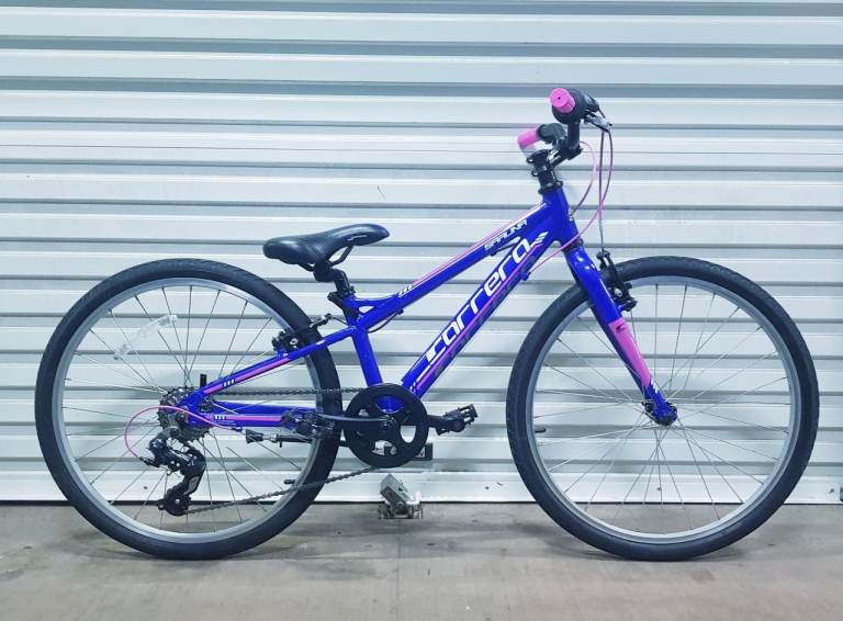 Carrera 24 inch girls hybrid bike lightweight.