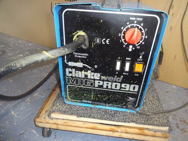 Clarke MIGPRO90 Welder - Fair Condition, Blue