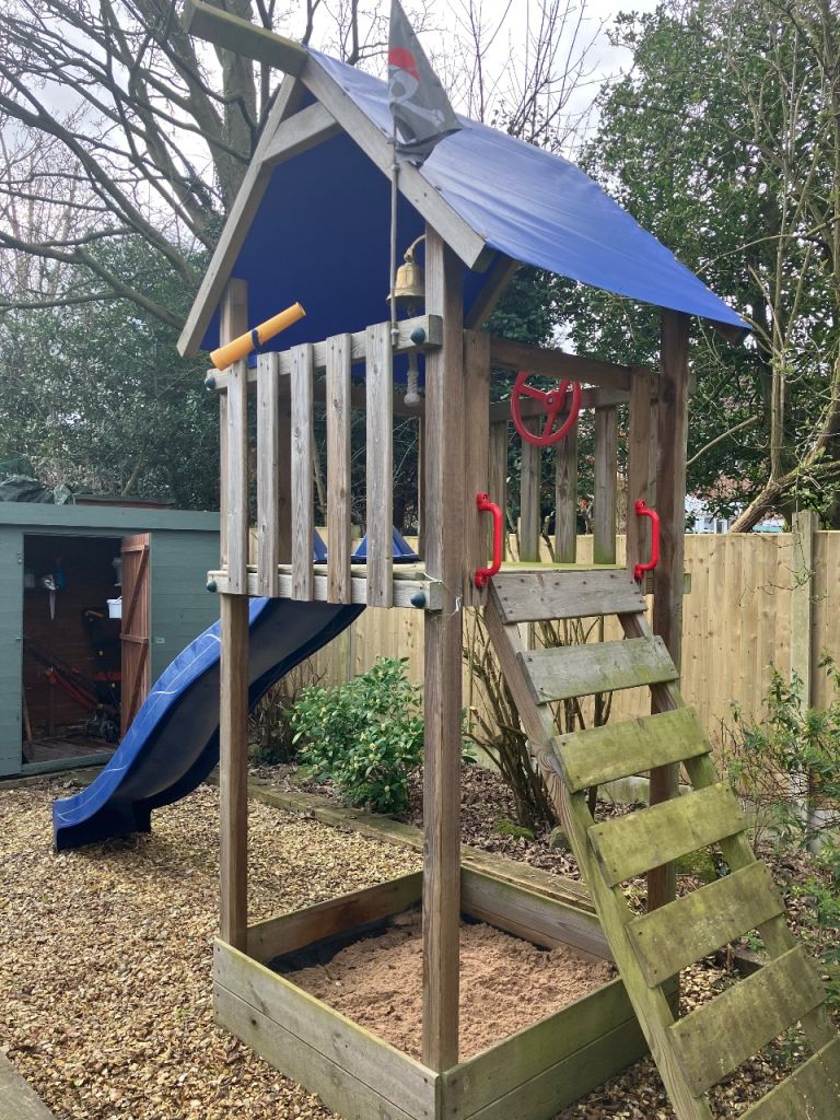 Wicket climbing frame