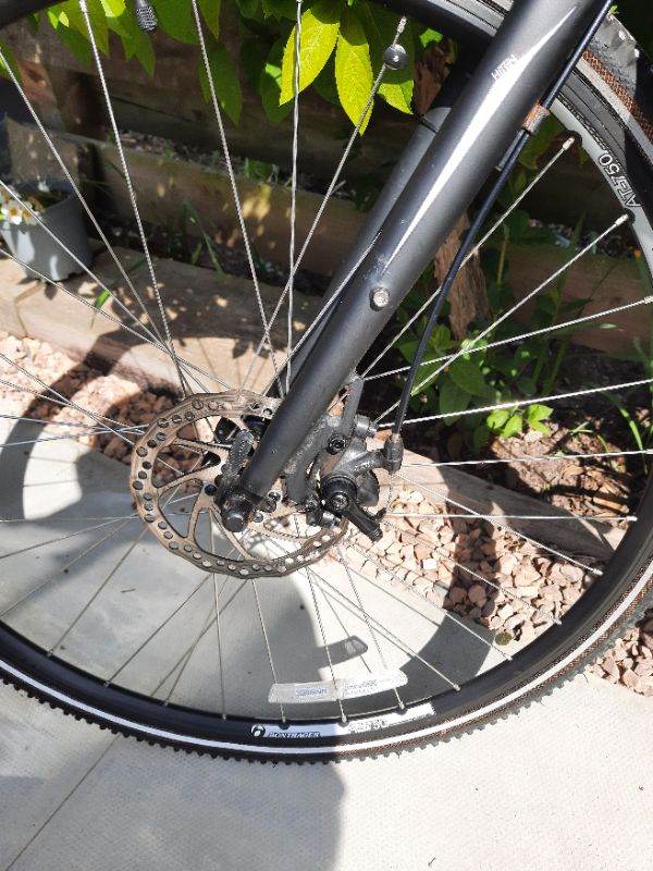 TREK FX 7.2 HYBRID BIKE