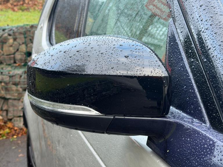 2017 Land Rover Discovery 3.0 TDV6 HSE Automatic 4WD Euro 6 5dr SUV Diesel Automatic