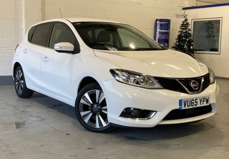 2015 Nissan Pulsar 1.2 DIG-T Tekna Hatchback 5dr Petrol Manual Euro 6 (s/s) (115 ps) Hatchback Pe...