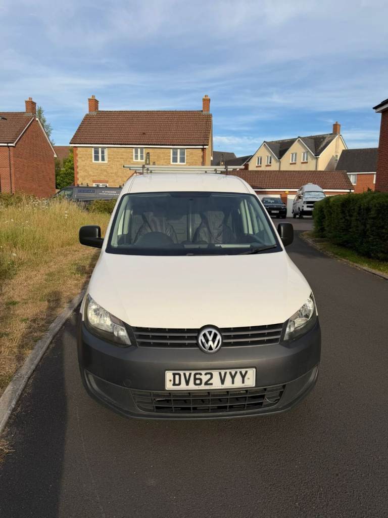Volkswagen, CADDY MAXI, Panel Van, 2012, Manual, 1598 (cc)
