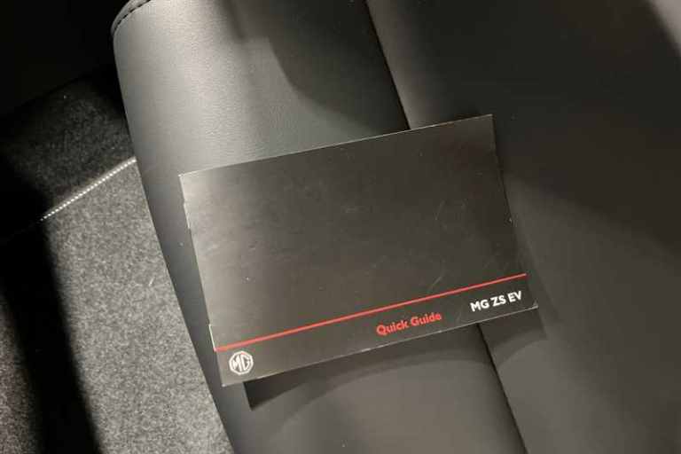 2025 MG MG ZS 130kW Trophy Connect EV 51kWh 5dr Auto HATCHBACK ELECTRIC Automatic