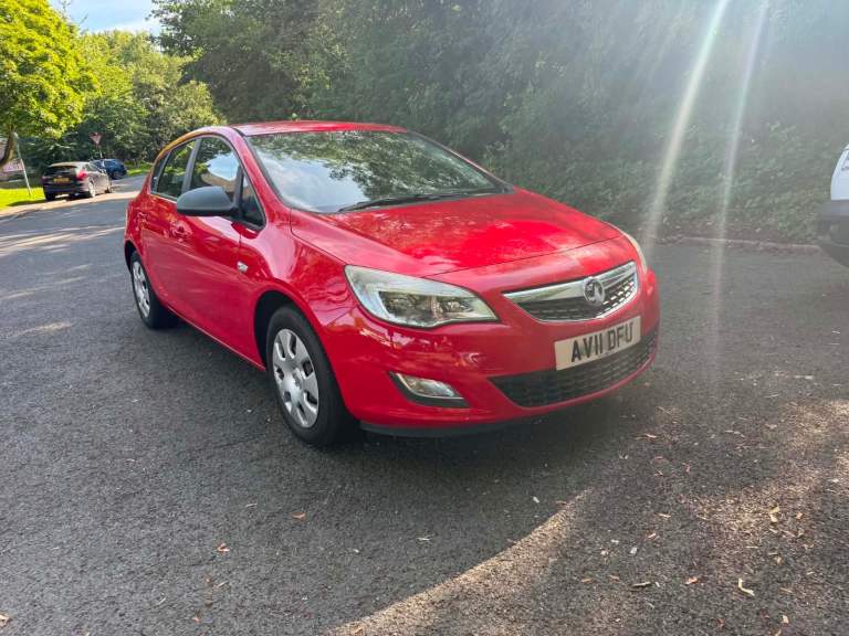 Vauxhall, ASTRA, 2011, Other, 1598 (cc)