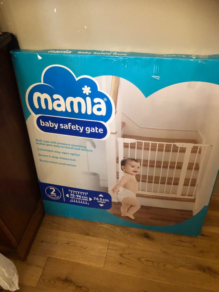 Mania baby safety gate new