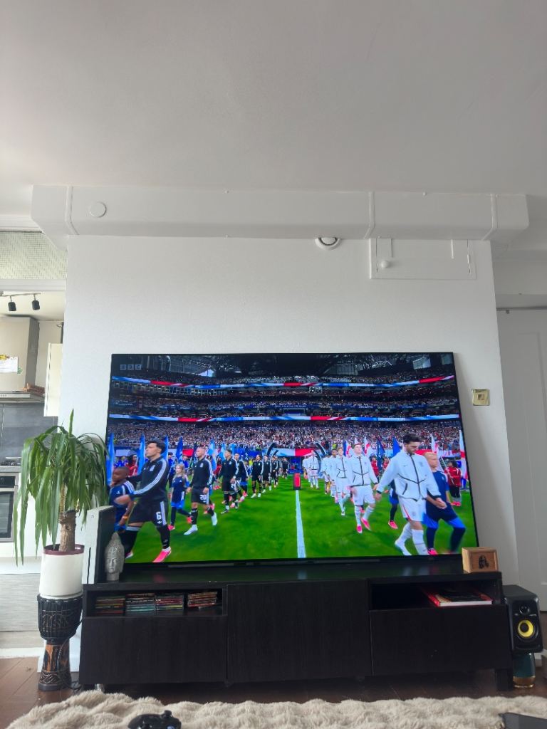 Sony 83” 4K OLED TV – XR-83A84L, £1,400.00 for Sale in Camden Town, London