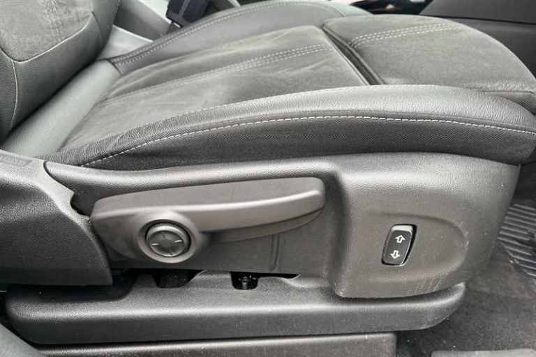 2022 Vauxhall Crossland 1.2 Turbo [130] Ultimate 5dr Auto HATCHBACK PETROL Automatic