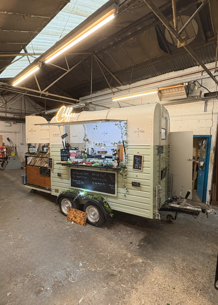 Catering Trailer✅ Horse Trailer Conversions✅ Mobile Bar✅ Coffee✅ Can Deliver