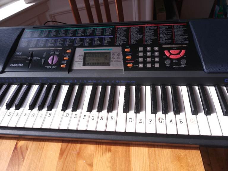 Casio CTK -501 piano keyboard 
