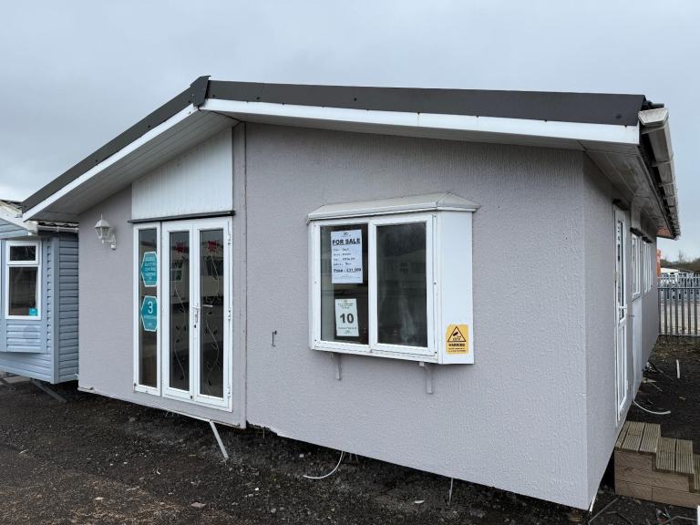 3 Bed Roughcast Twin Lodge - DG, CH, New Carpet - Offsite Sale for Private Land