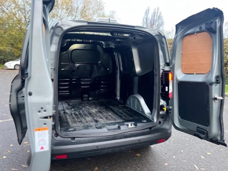 2024 Ford Transit Courier 1.5 EcoBlue Limited Van PANEL VAN DIESEL Manual