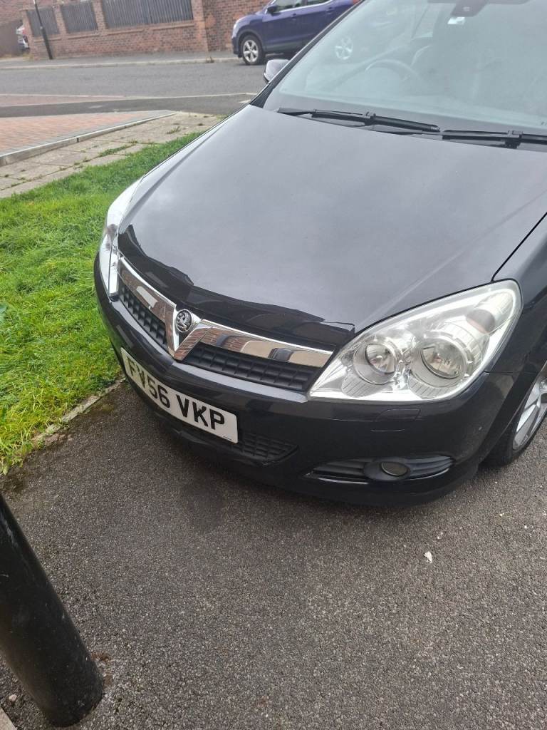 Vauxhall, ASTRA, Convertible, 2007, Manual, 1910 (cc), 3 doors