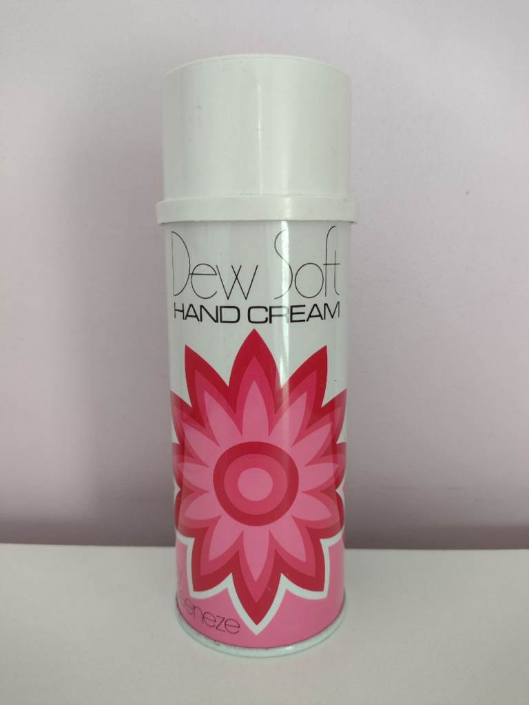 Unique Retro Display Item! 1960's/70's Full Can of Kleeneze Hand Cream, see details!